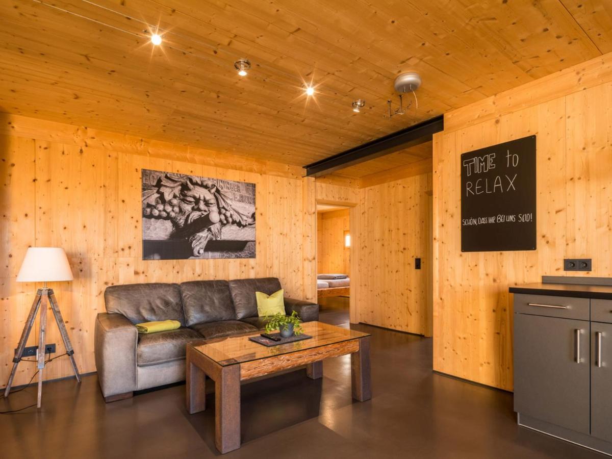 Winzerhof Keller Apartment เอาก์เกน ภายนอก รูปภาพ
