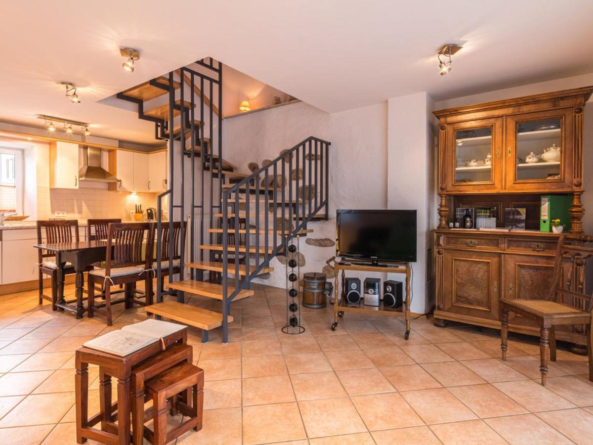 Winzerhof Keller Apartment เอาก์เกน ภายนอก รูปภาพ